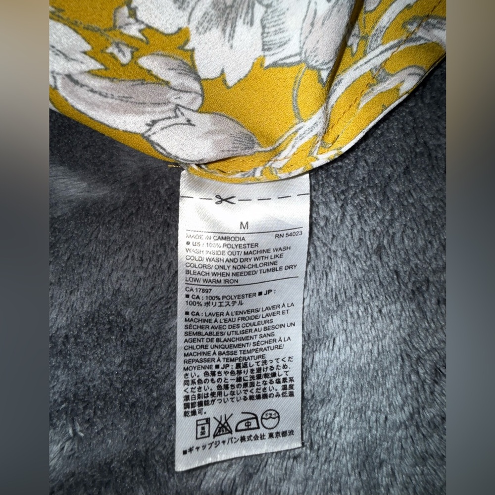 Banana Republic Yellow and White Floral Blouse - Picture 6 of 6